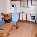 玛斯安布瑞尔诺柯斯城堡海滩公寓酒店 公寓 埃勒尼特