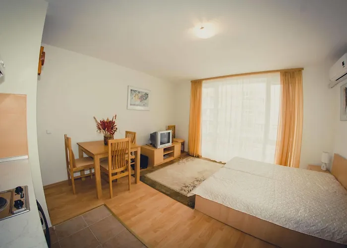 아파트 Messambria Noks