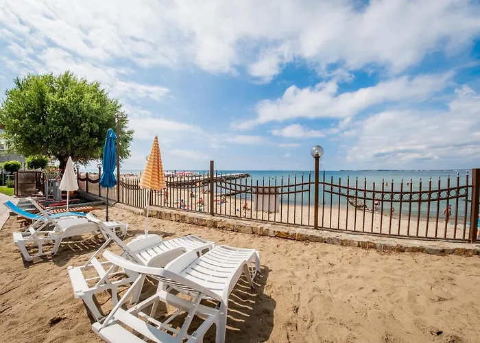 Messambria Noks 아파트 *